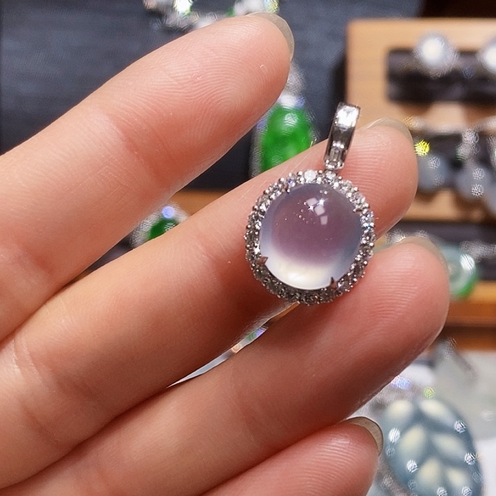 吊坠(不含链)18K金镶嵌翡翠