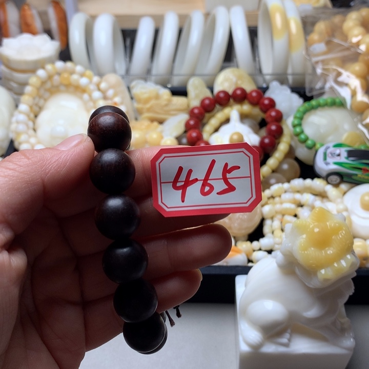 大果紫檀（缅甸花梨）寻*。465。狮子有冰裂纹