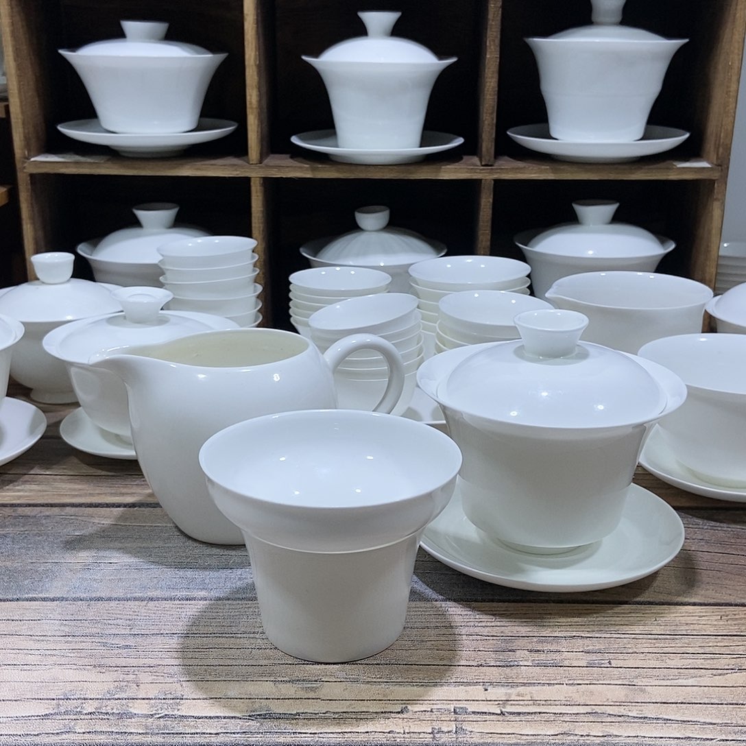 赵***骨瓷马蹄盖碗盖下150ml+高座茶漏带把公道杯220ml福利