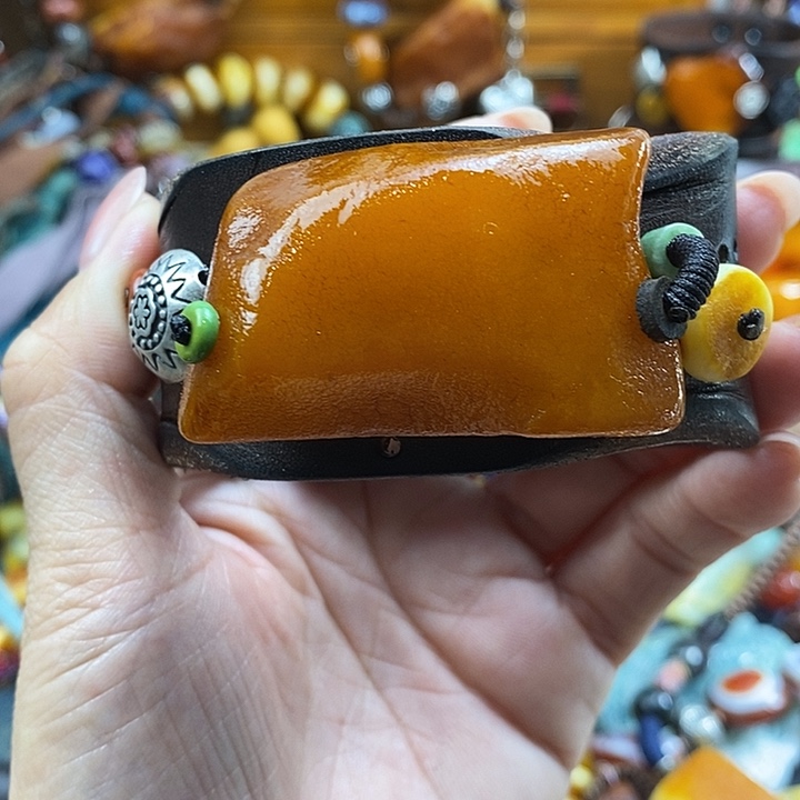 蜜蜡未镶嵌手镯手镯