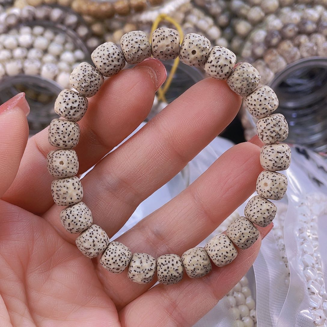 星月菩提吊坠石玉料糯冰龙鳞手串尺寸8.4