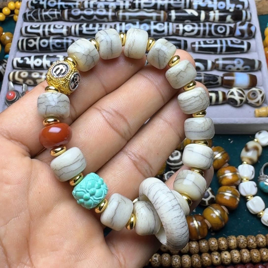 柏香籽/百香籽吊坠牦牛骨