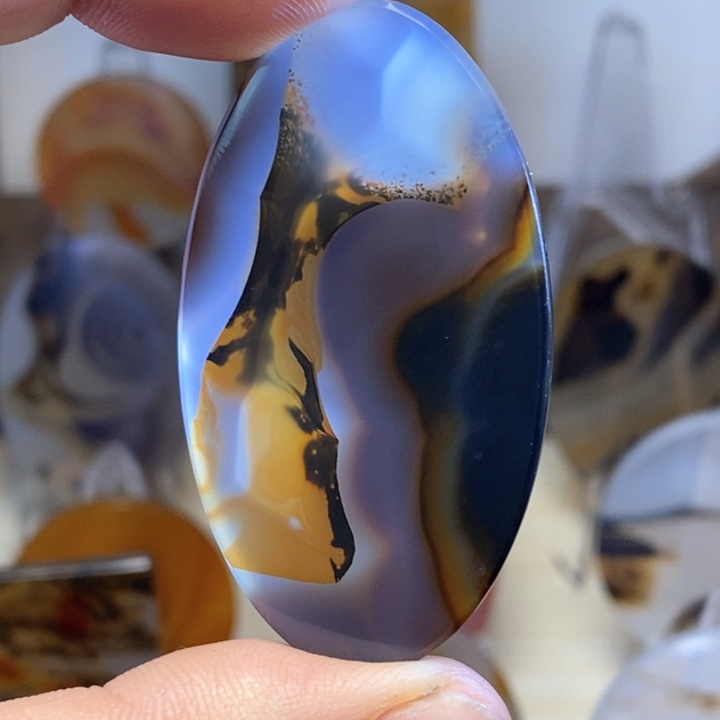 玛瑙/玉髓颈饰未镶嵌