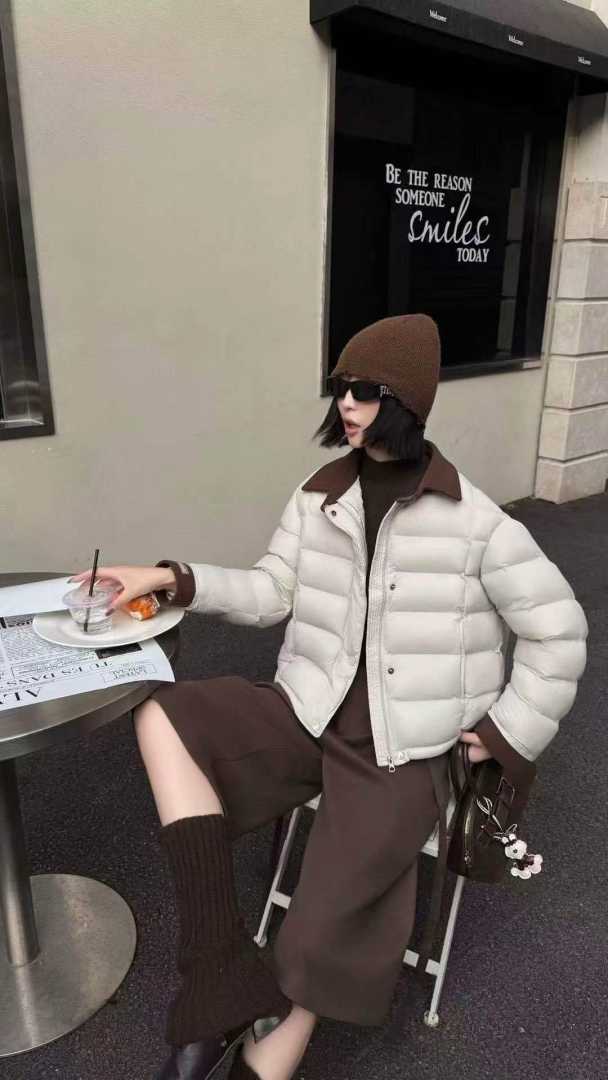 百搭短款拉链羽绒+按扣领保暖冬季休闲宽松