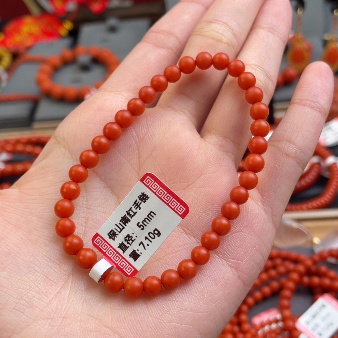 南红玛瑙6+mm 单圈未镶嵌木*子