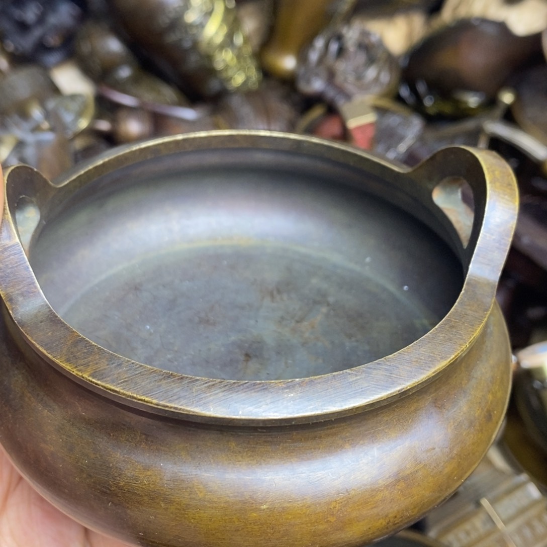 精美銅器，做工精緻