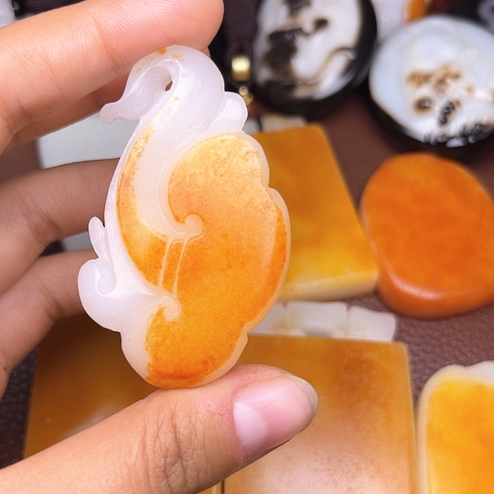 和田玉颈饰未镶嵌1****3