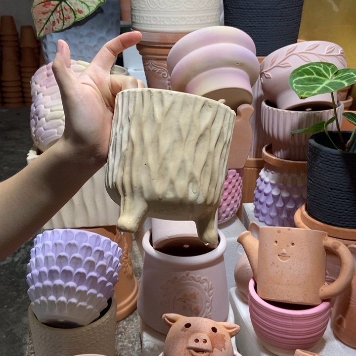 13×14白陶三脚树纹 粗陶1个