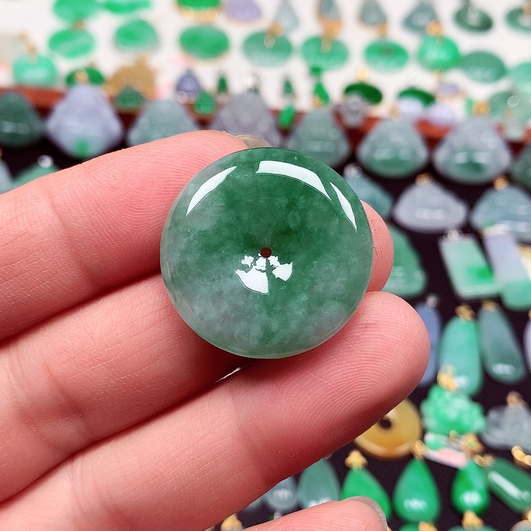 翡翠未镶嵌颈饰天然翡翠A货