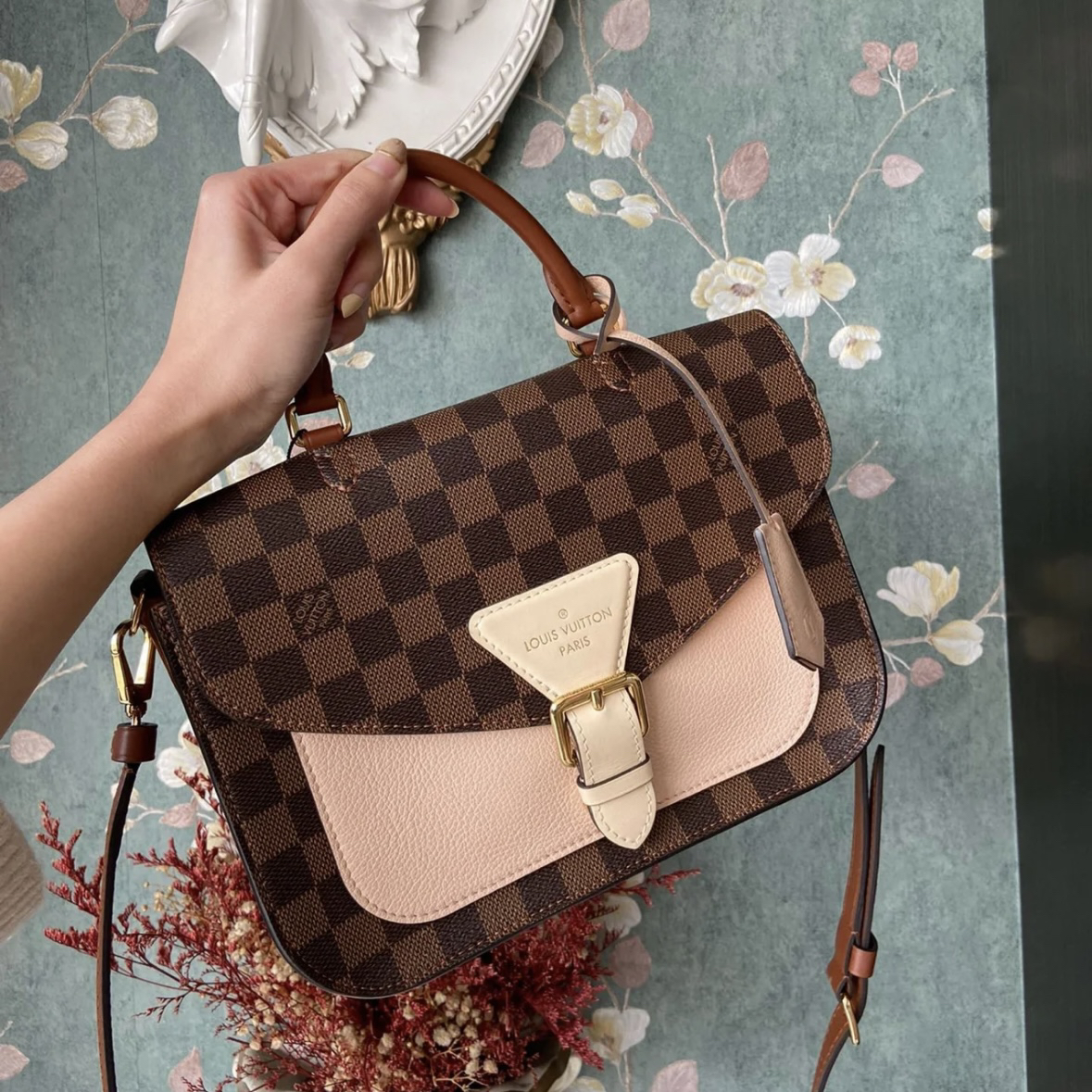 95新 LouisVuitton/路易威登 棋盘格拼粉色邮差包 全原95新