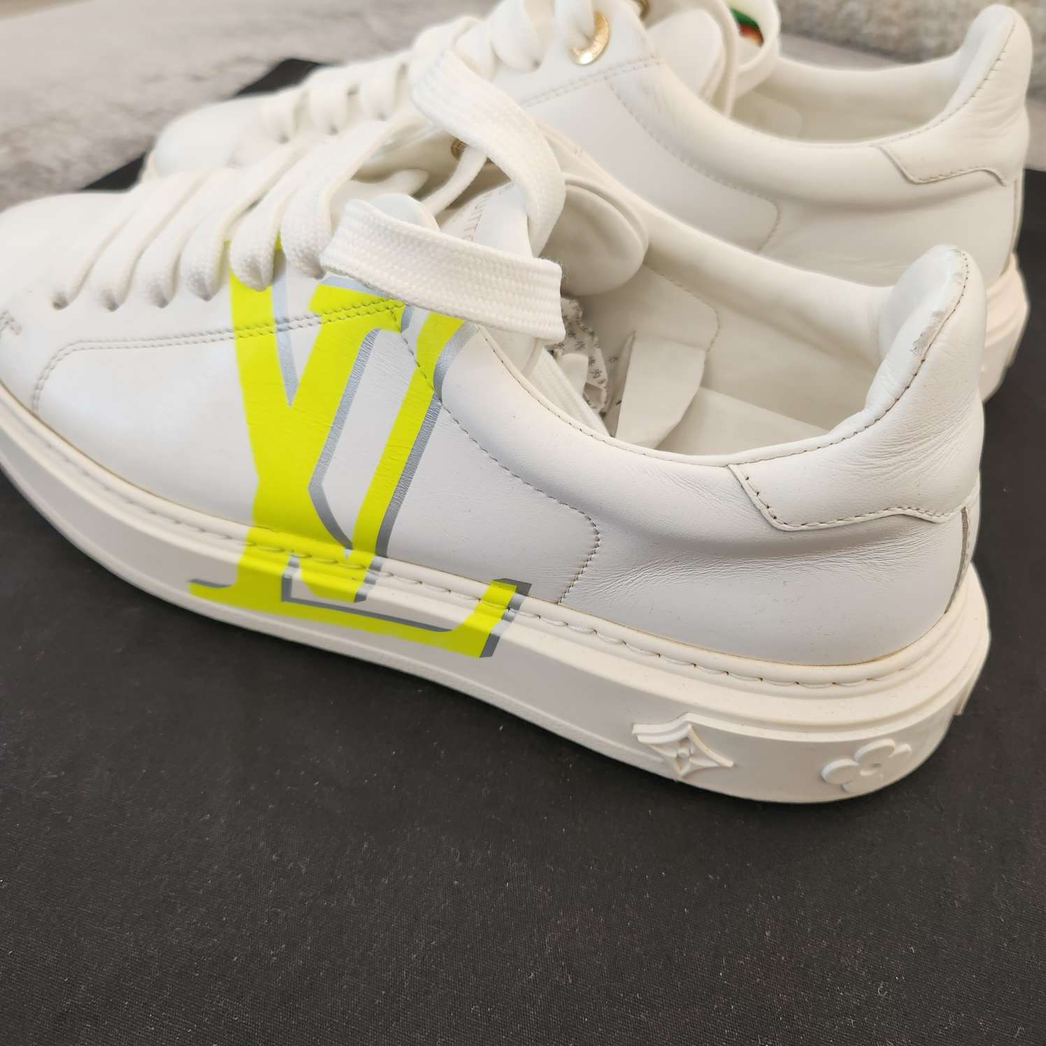 95新 LouisVuitton/路易威登 Y3342 白黄侧标大LOGO休闲板鞋 37码