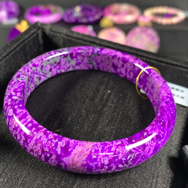 苏纪石（舒俱来）手镯未镶嵌