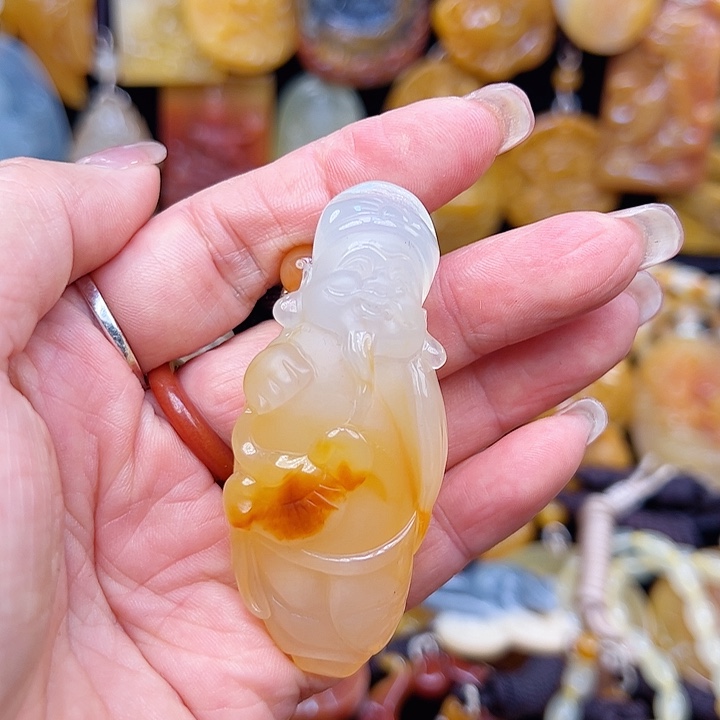 石英质玉（黄龙玉）合金颈饰