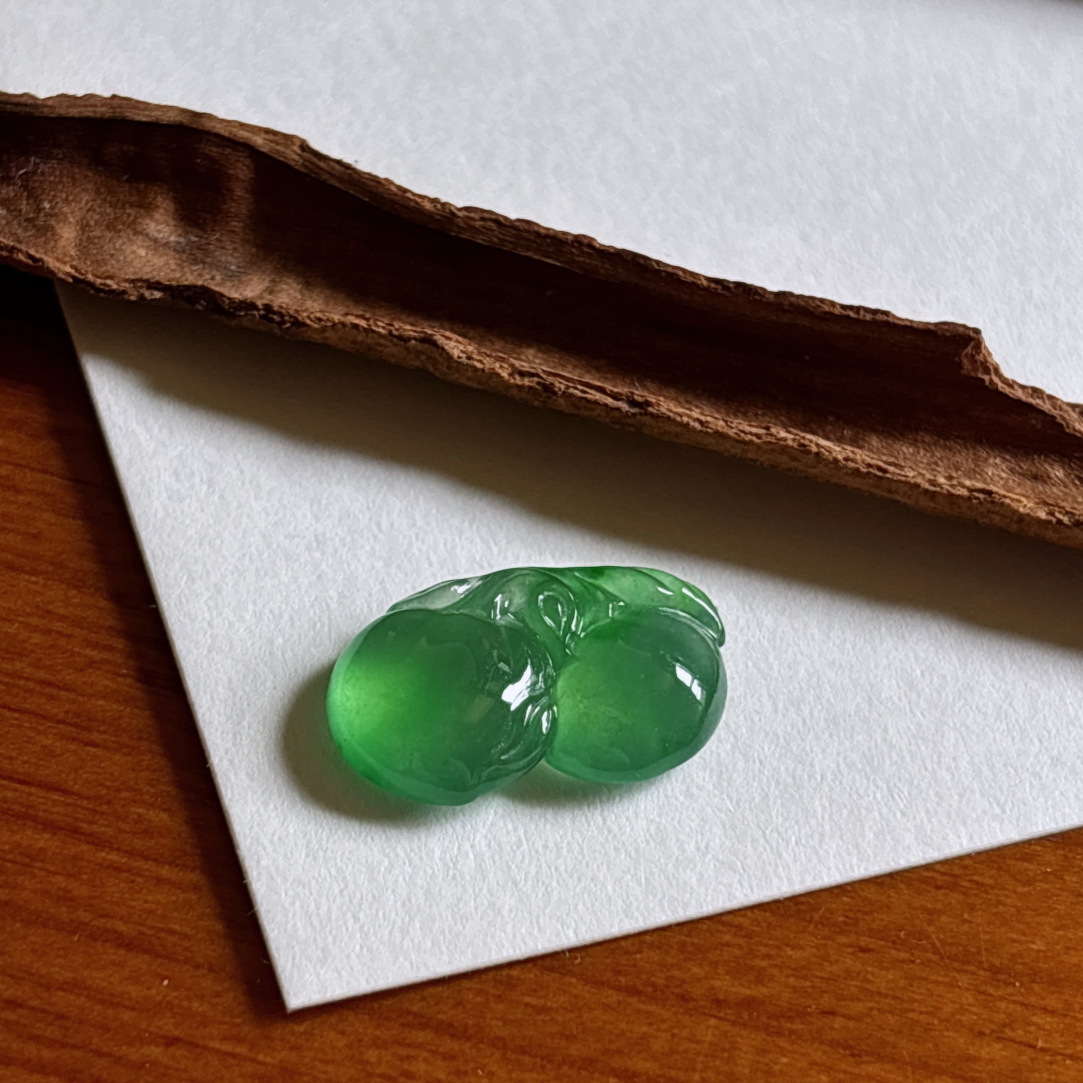 缅甸天然翡翠a货冰晴水底福瓜种好底子清爽工艺精致镶嵌锁骨链美