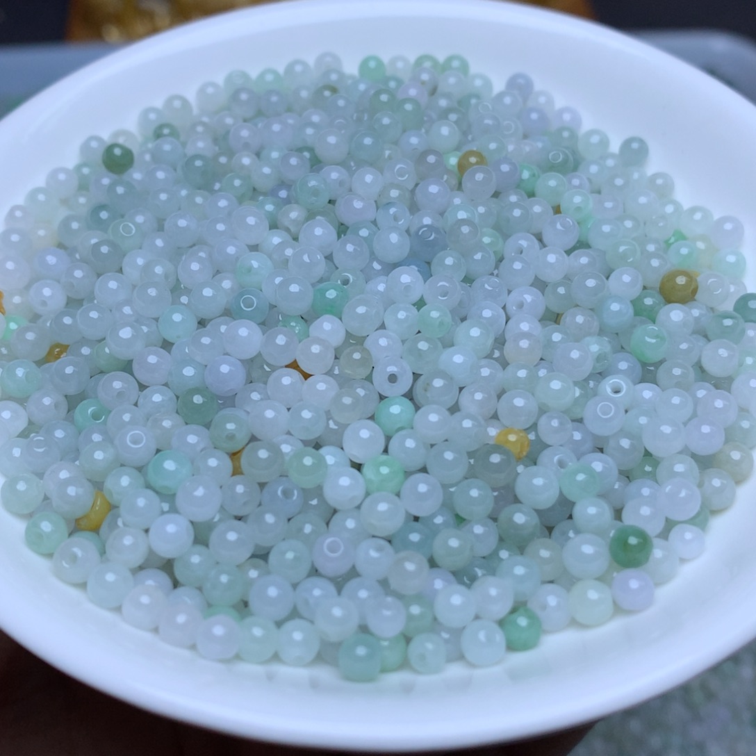 【闪购商品】翡翠手链未镶嵌卡3.8冰绿白100个