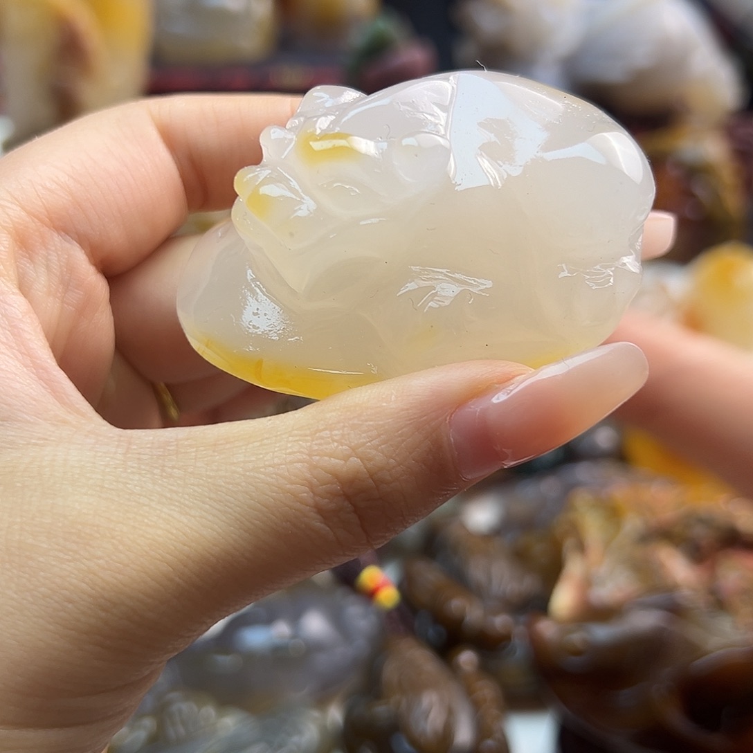 玛瑙/玉髓未镶嵌颈饰