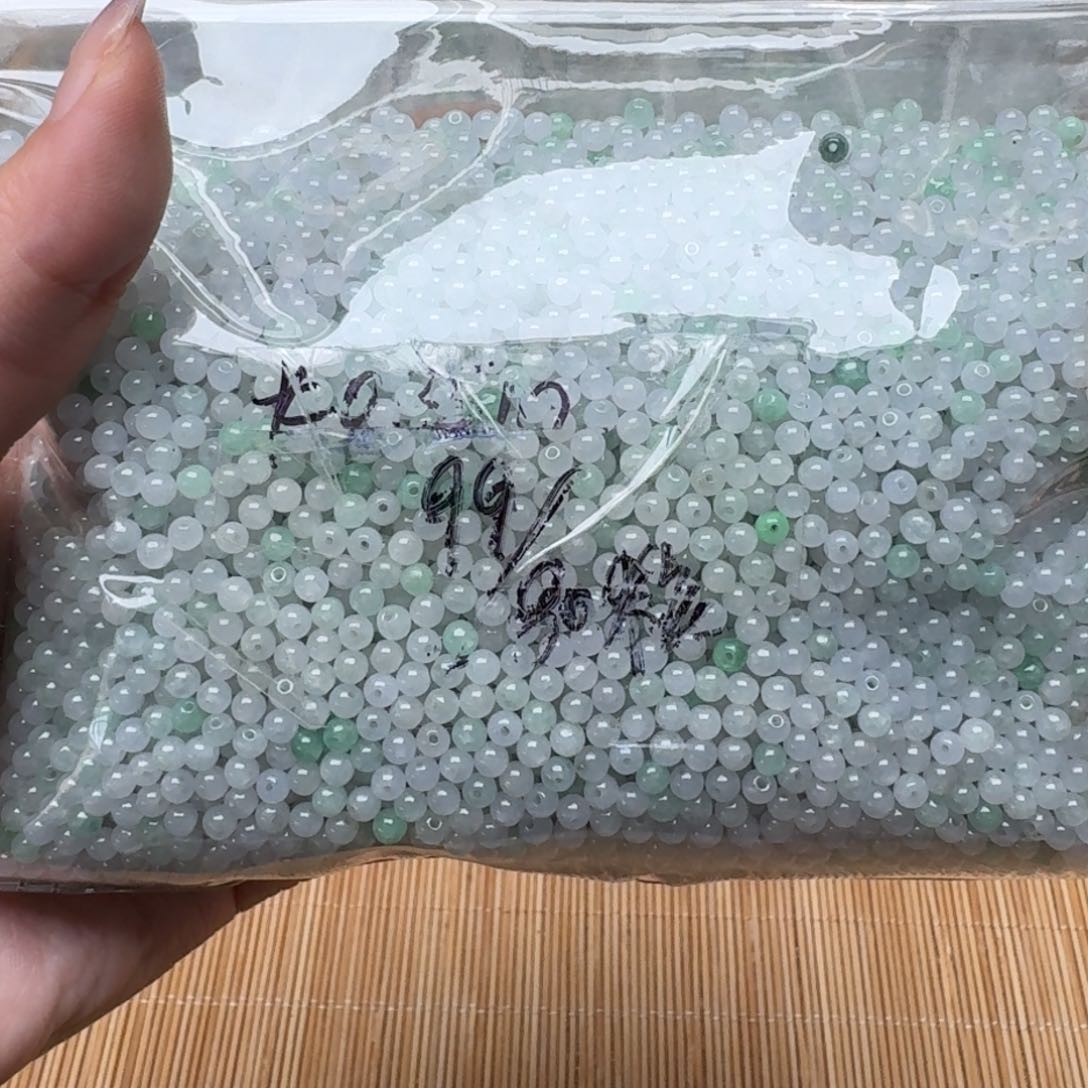 翡翠未镶嵌挂件福利