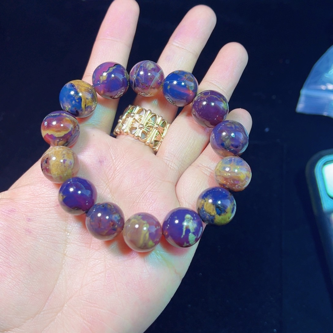 琥珀裸石未镶嵌琥珀