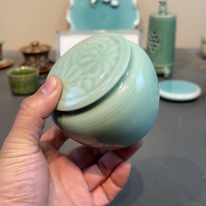 瓷片龙泉青瓷福利青瓷