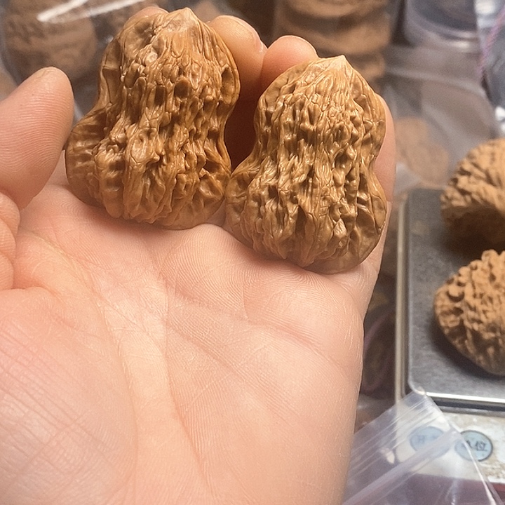 桃核把件麦穗葫芦