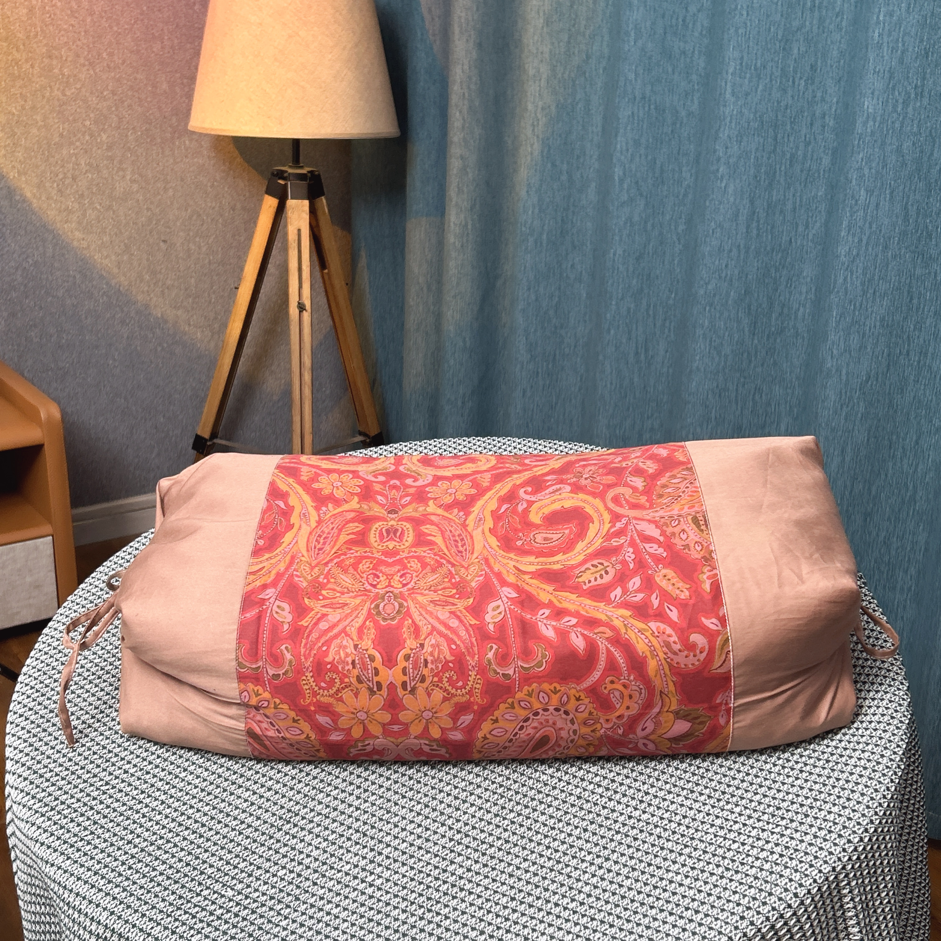 高端复古柏壳枕头太行山侧柏壳枕头颈椎枕护颈枕改善睡眠枕头