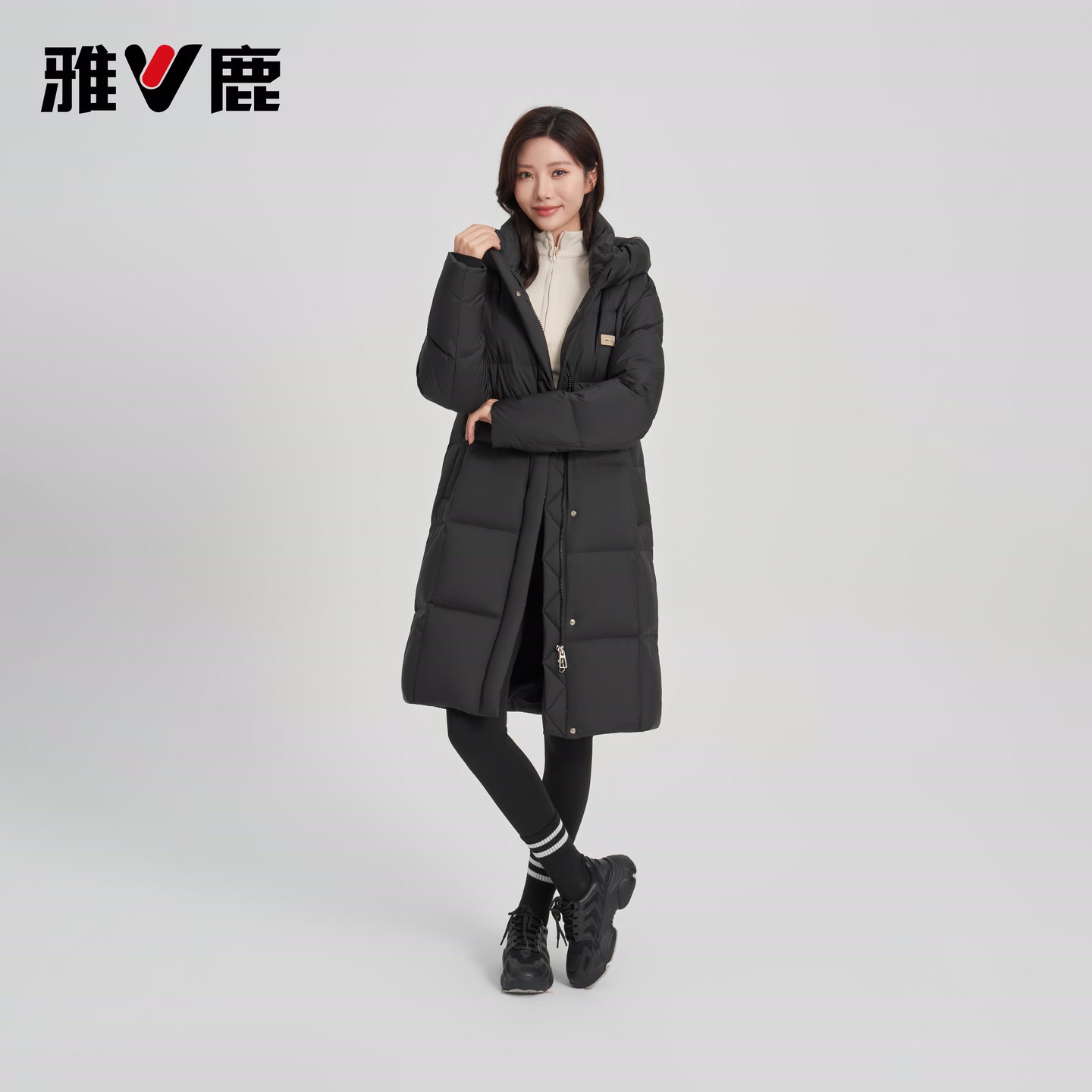 雅鹿女士长款连帽羽绒服YO801Z03200