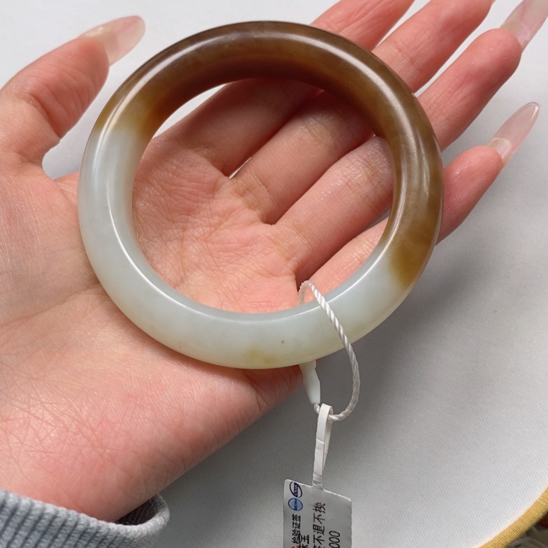 和田玉未镶嵌手镯无*谓