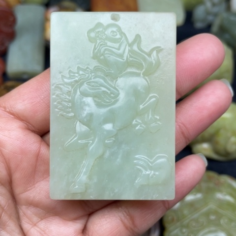 蛇纹石玉颈饰未镶嵌16