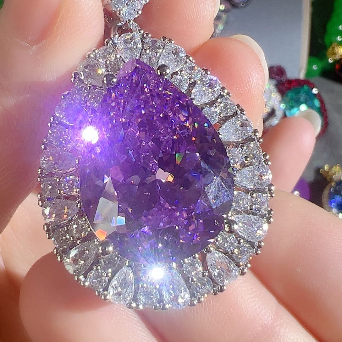 花岗石钨合金红色蓝色大吊坠