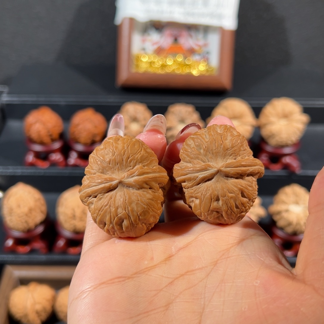 文玩核桃把件元宝39+