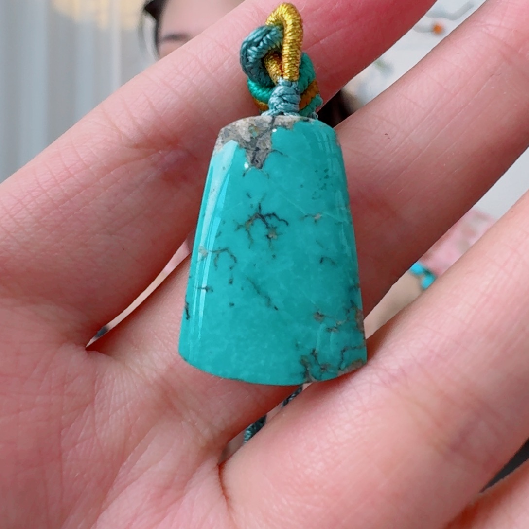 绿松石未镶嵌挂件