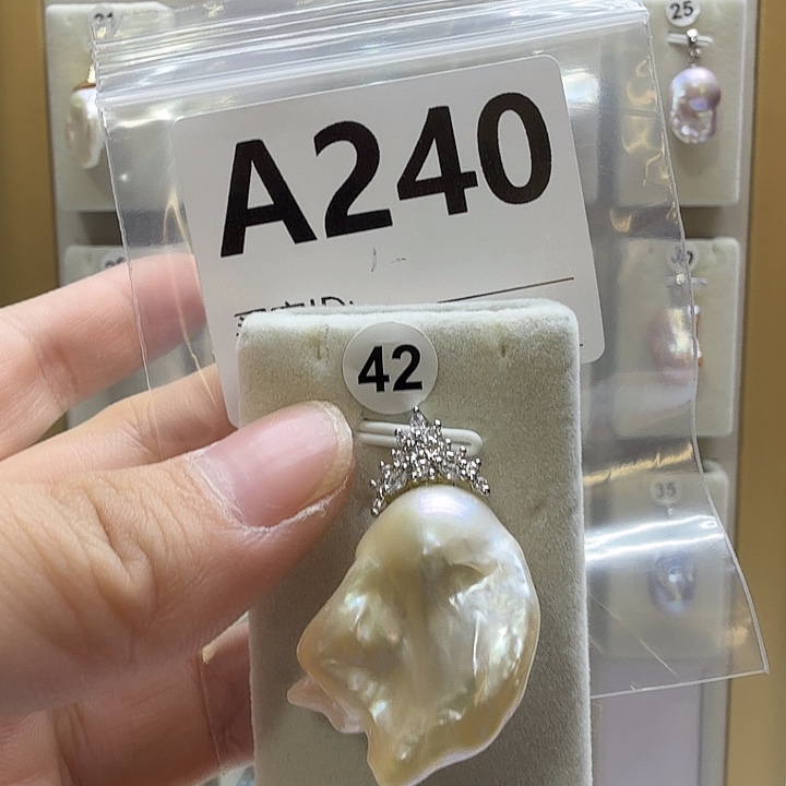 合成立方氧化锆合金