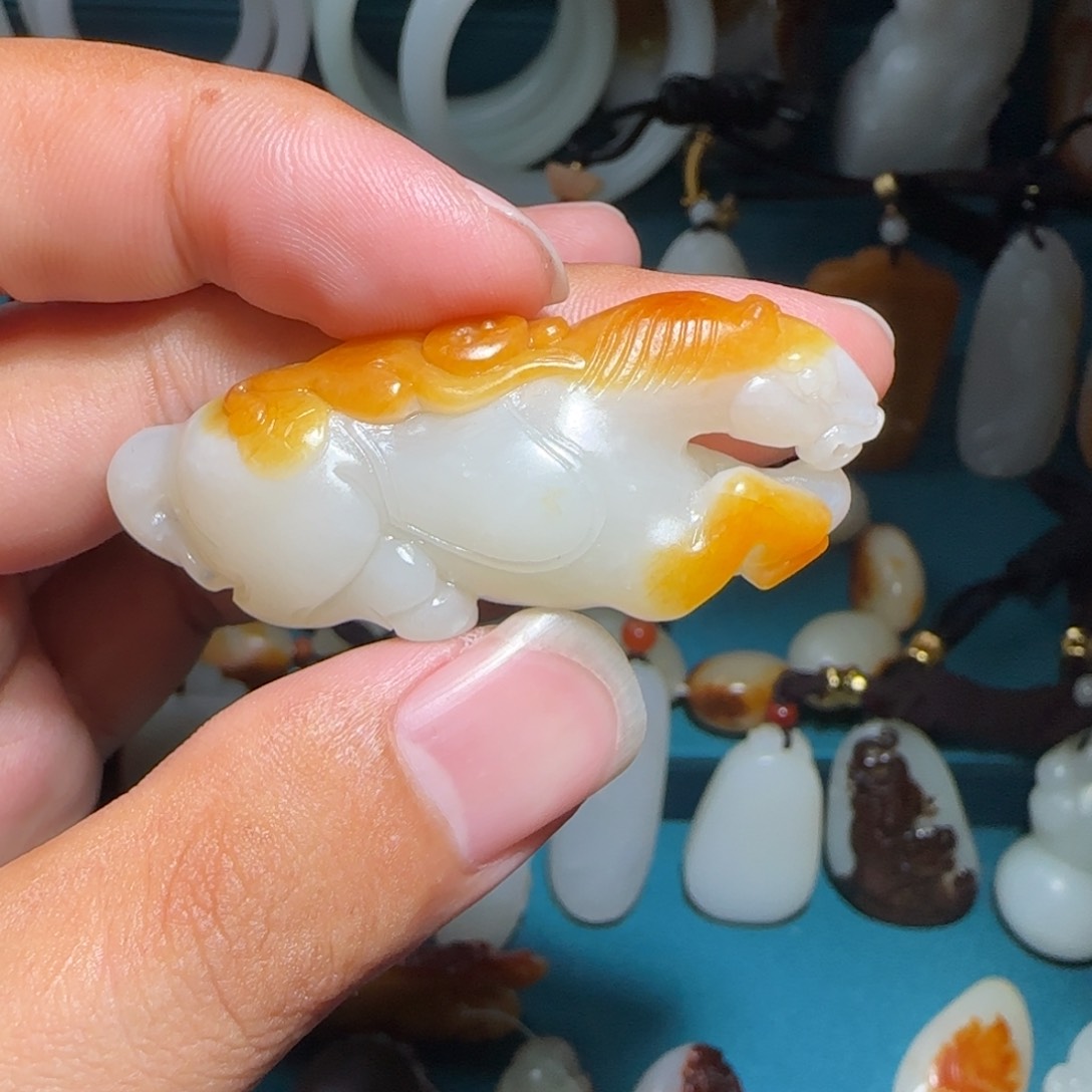 和田玉挂件未镶嵌