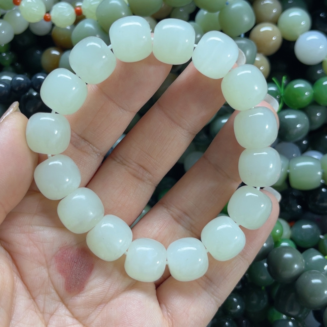 和田玉手链未镶嵌