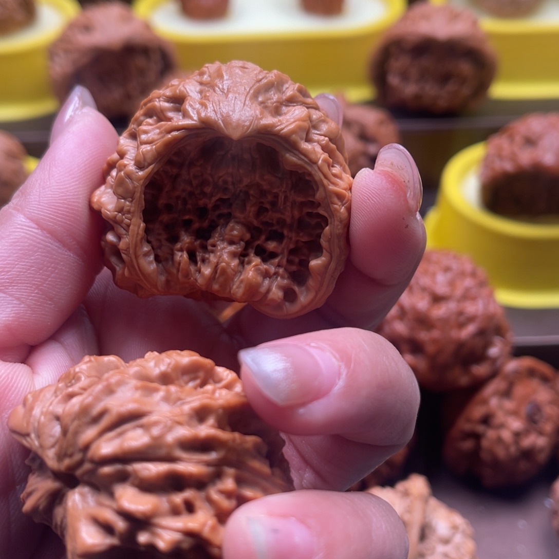 文玩核桃吊坠贰***聚宝盆等各种各样风格迥的艺术