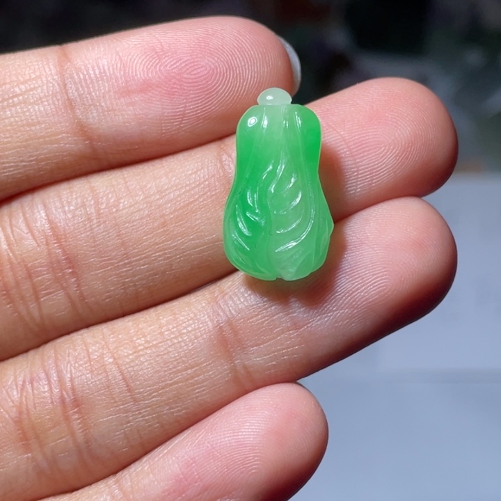 翡翠未镶嵌颈饰吊坠