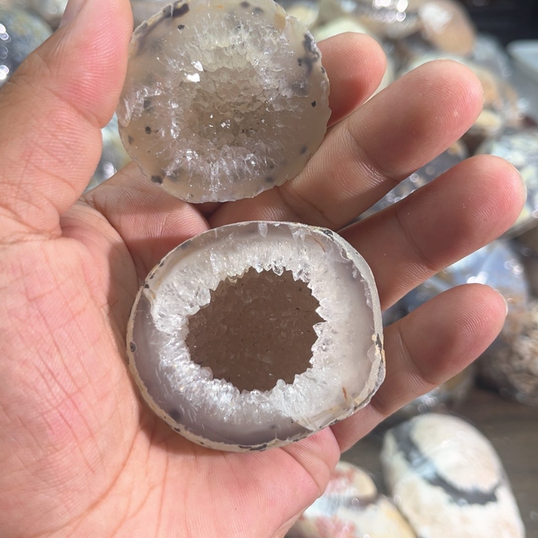 紫晶摆件未镶嵌聚宝盆