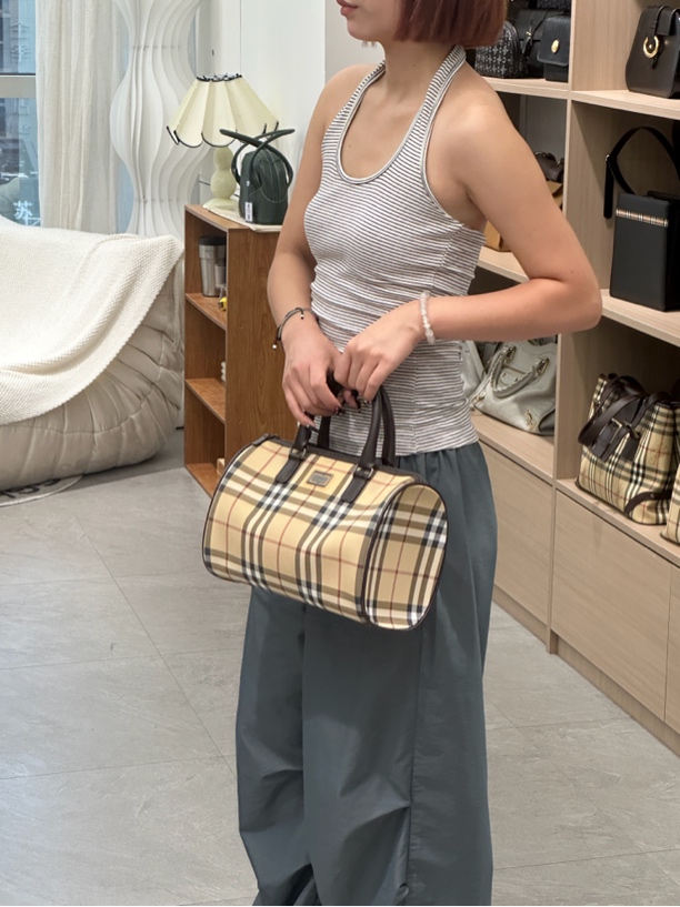 95新 BURBERRY/博柏利 格纹波士顿手提包