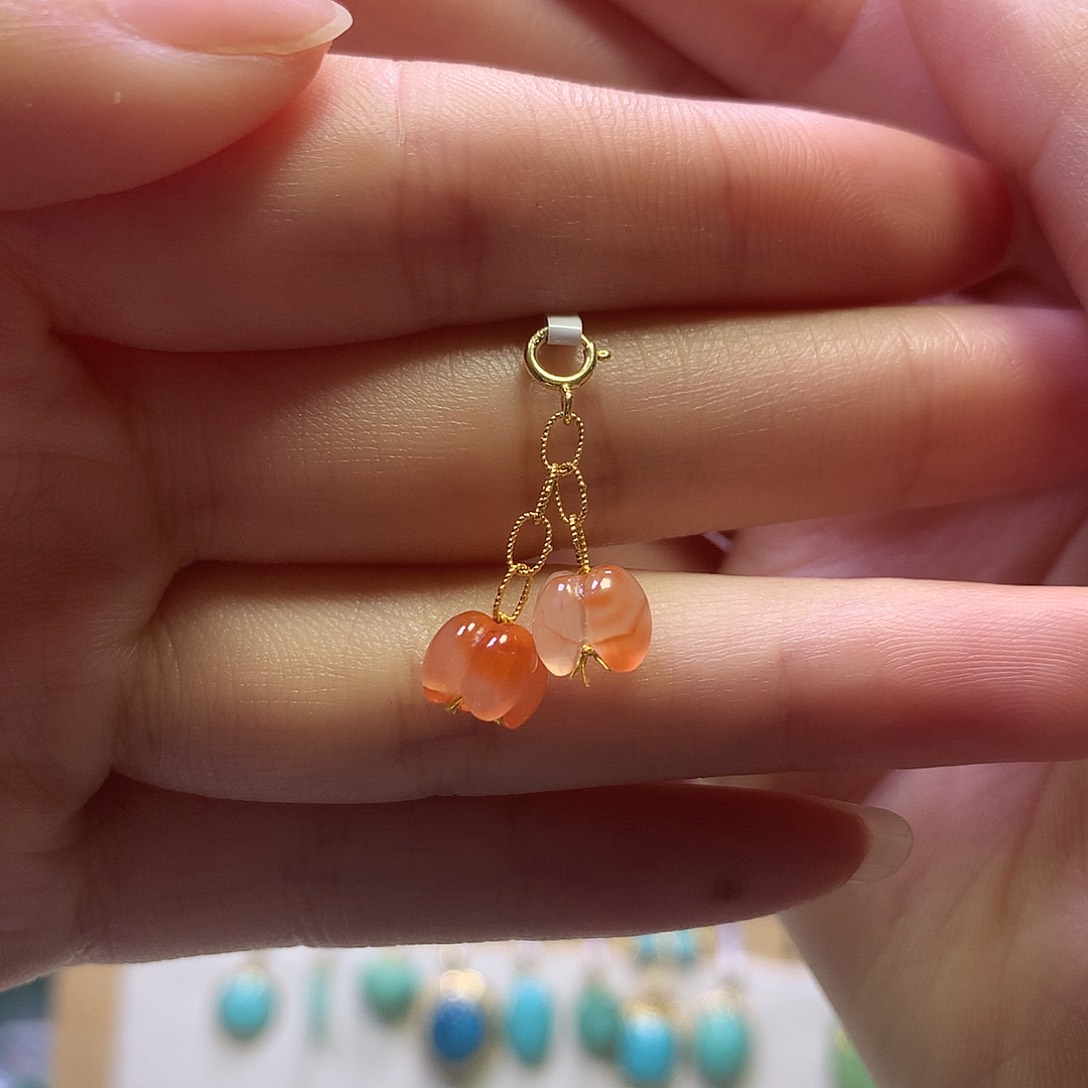 南红玛瑙滴流18K金镶嵌