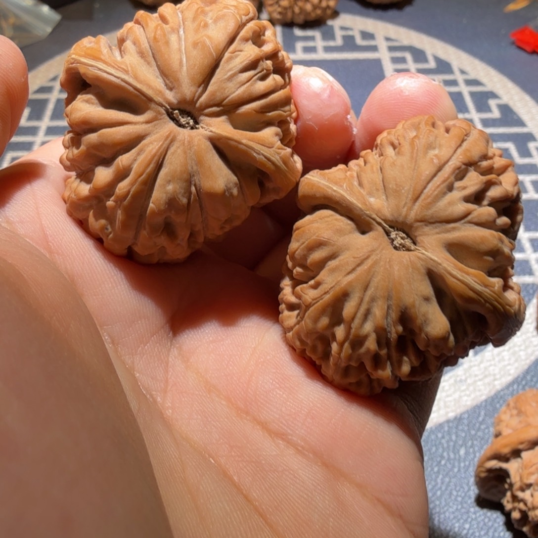 把件文玩核桃莲花