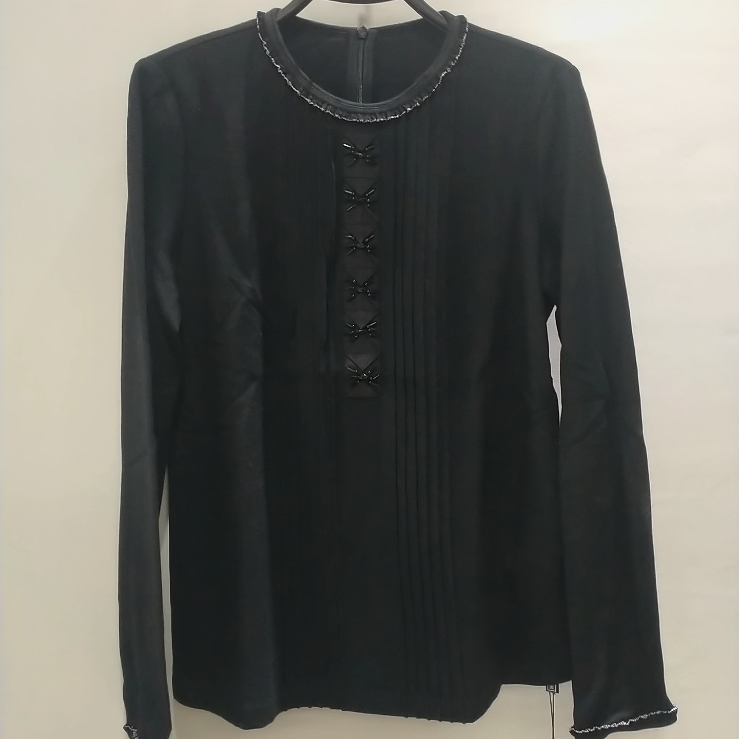 女装时尚休闲品质高端折扣回馈加绒加厚半高领打底衫（不退换）