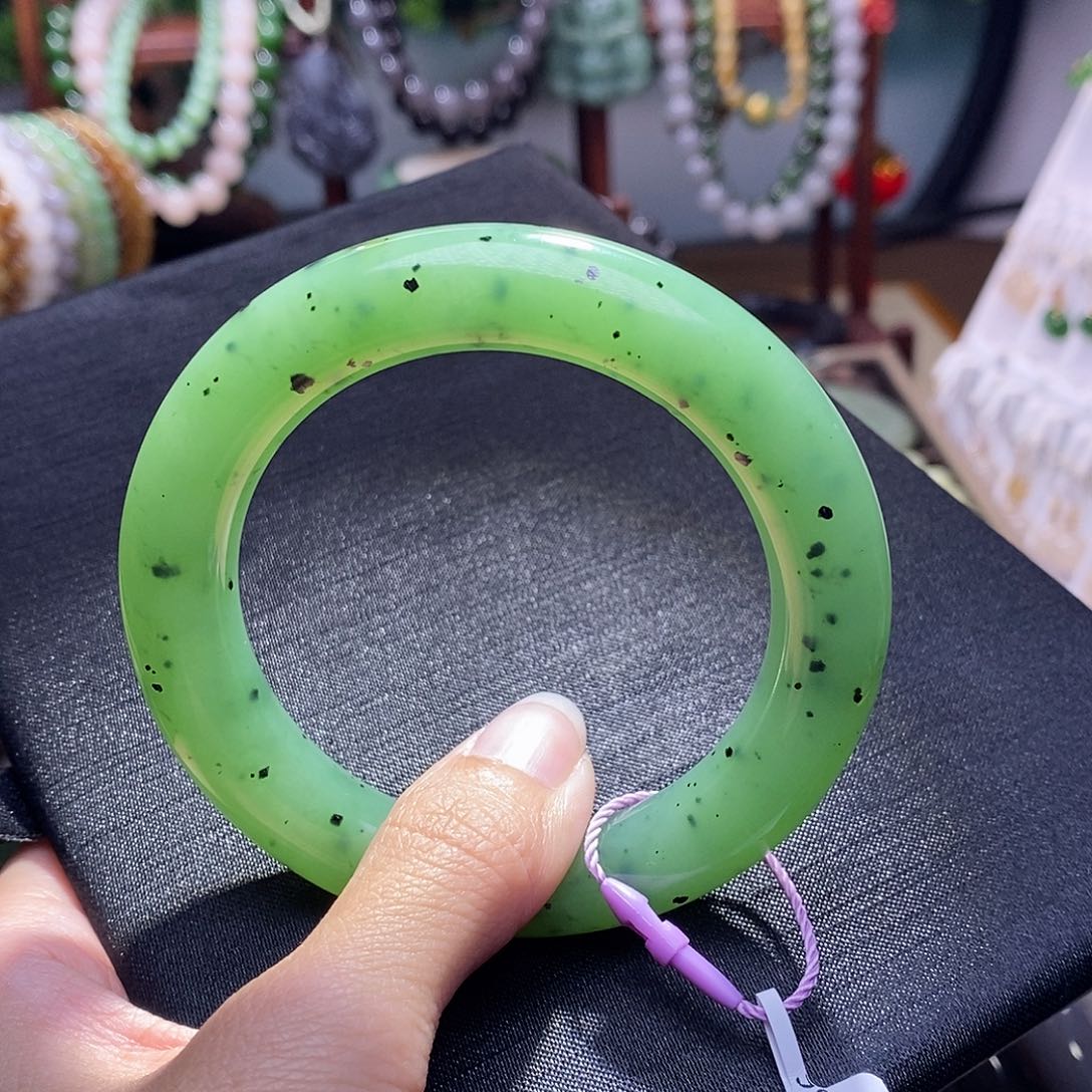 和田玉碧玉毕业级胖圆乌兰海手镯54.5圈口未镶嵌