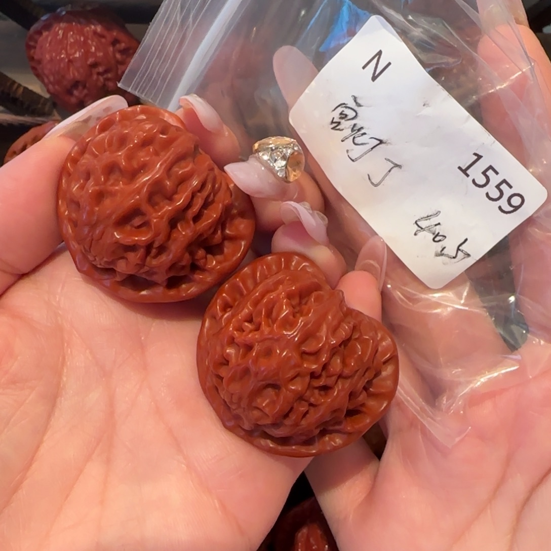 一***冬吊坠文玩核桃玉化宫灯40精品