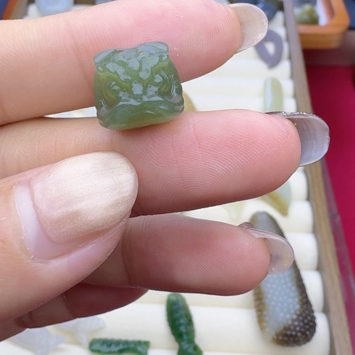 ᥫ***ᰔ和田玉（糖玉）未镶嵌车挂