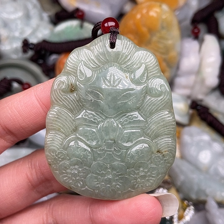 颈饰未镶嵌翡翠翡翠
