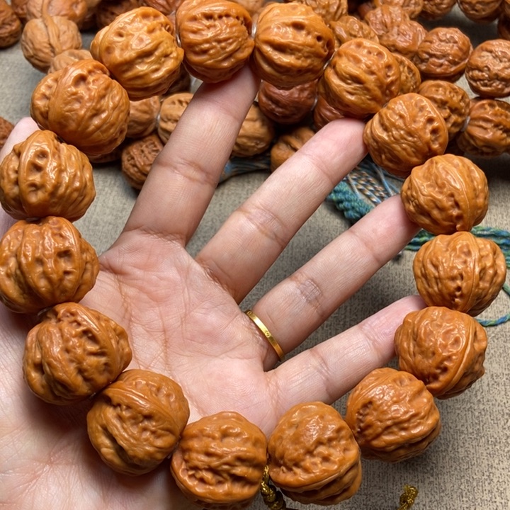 文玩核桃吊坠八棱手持