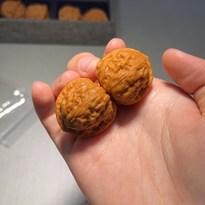 文玩核桃把件野白983