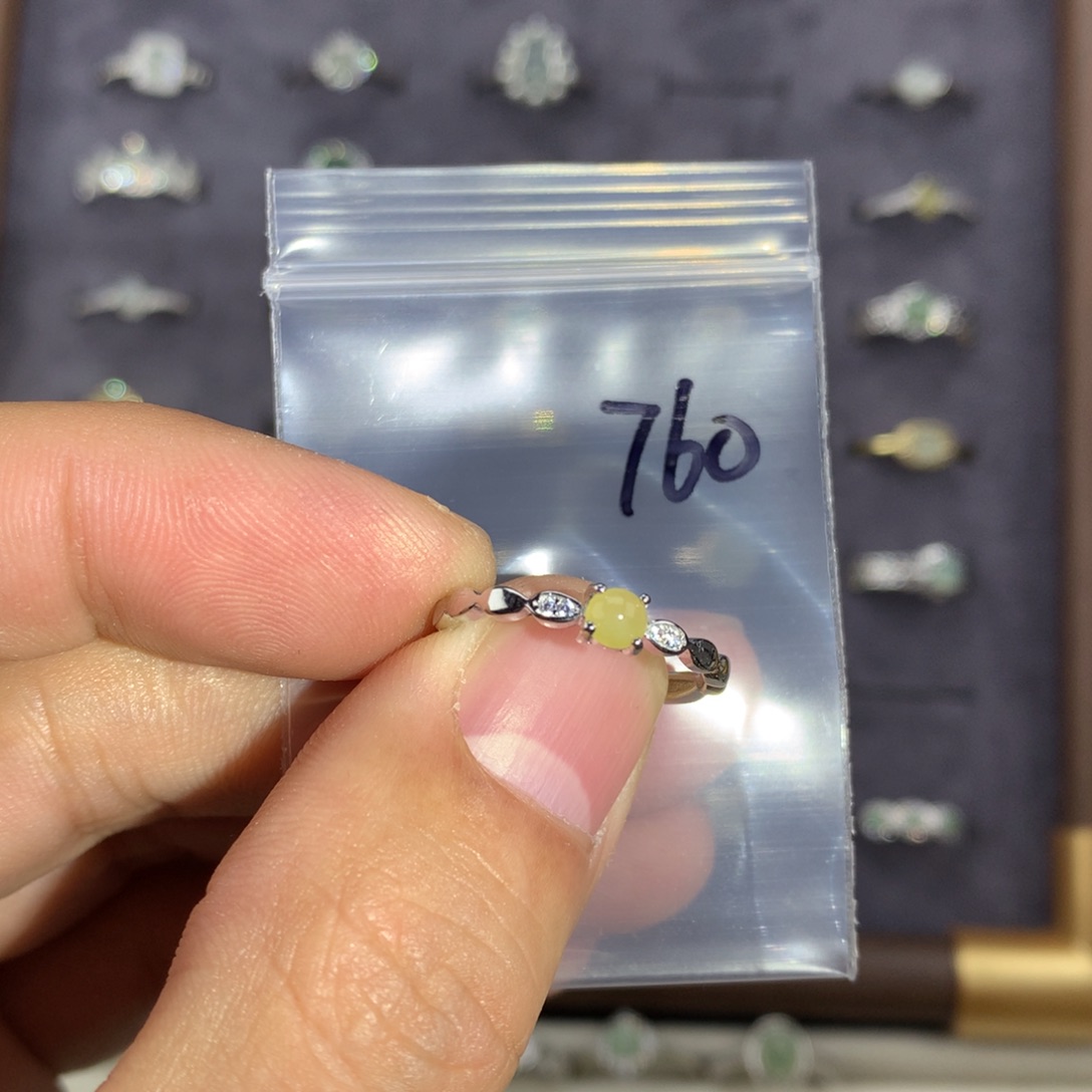 翡翠未镶嵌戒指760