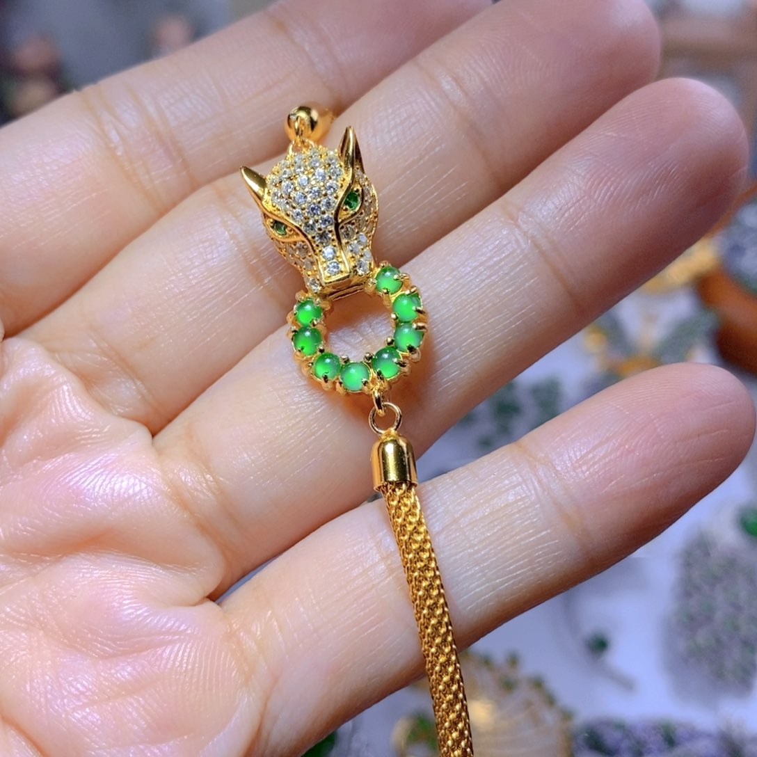 翡翠耳钉银S925镶嵌天然翡翠