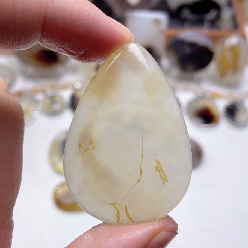 【闪购商品】玛瑙/玉髓颈饰未镶嵌